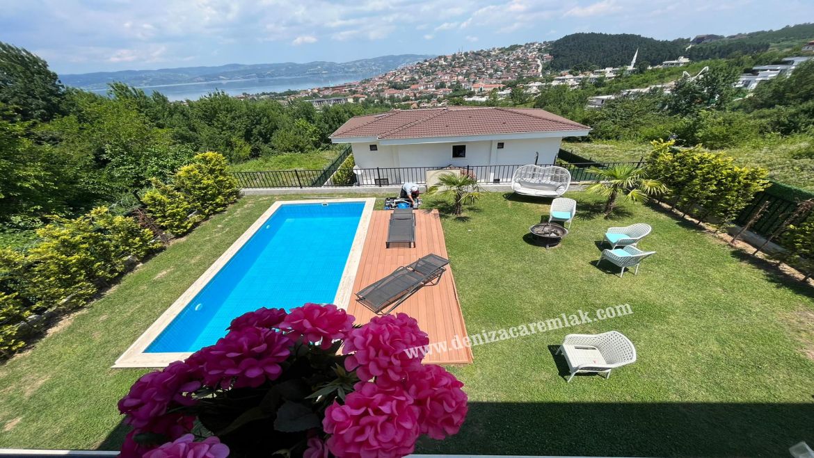 Sakarya Sapanca LAKE VIEW FURNISHED VILLA WITH PRIVATE GARDEN AND POOL Villa For Sale 